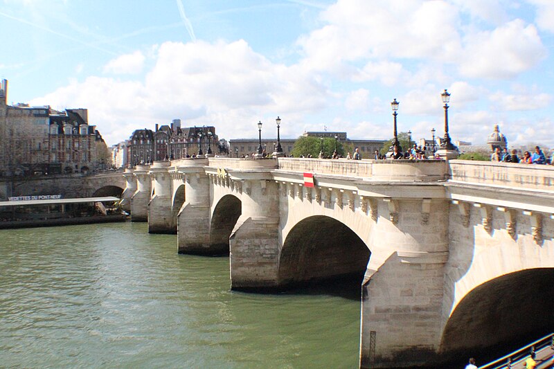 File:Pont Neuf (15).jpg