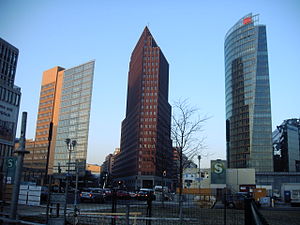 Potsdamer Platz im Morgengrauen.jpg