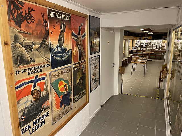 Intuition betalingsmiddel valgfri File:Propaganda plakater (posters) Nasjonal Samling (NS, Norwegian Nazi  Party) SS-Skijegerbataljon Alt for Norge Den Norske Legion NSUF Wehrmacht  1943 Blend Svarthandleren etc Hjemmefrontmuseet Rakkestad local WW2 museum  permanently exhibit.jpg ...