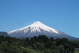 Pucón, 2019 (01), Volcán Villarrica.jpg