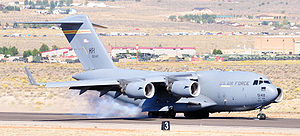 The C-17 demonstrating a "tactical" landing (Less than 1500 ft)