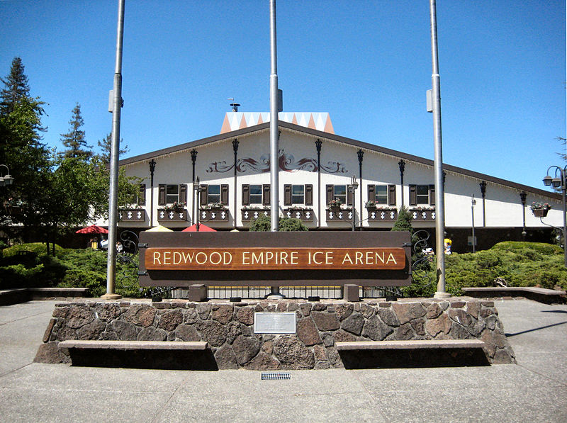 File:Redwood Empire Ice Arena.JPG