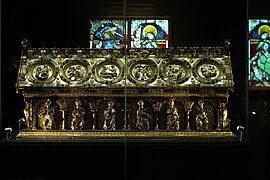 El Relicario de Saint-Maur se considera el segundo artefacto más importante en territorio checo, después de las Joyas de la Corona checa