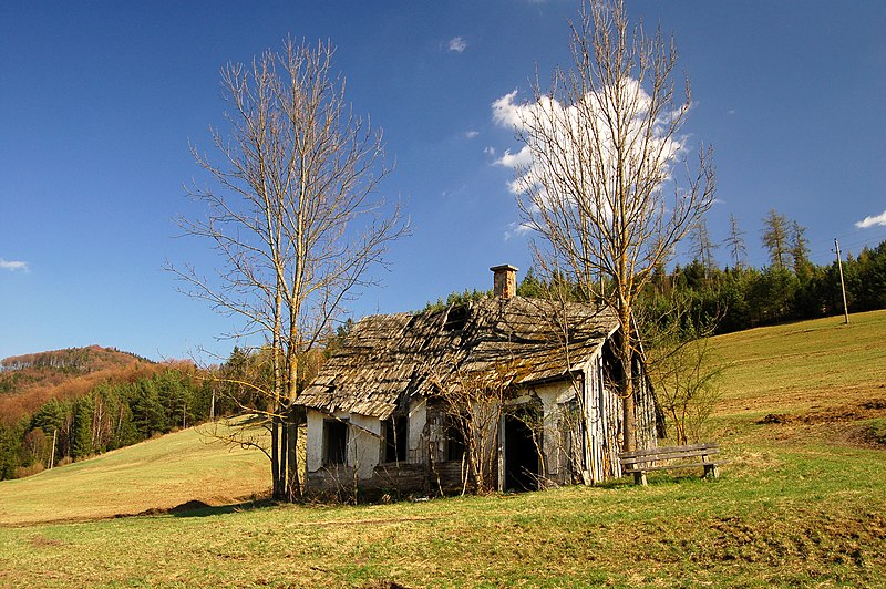 File:Ruin, Thal, Muggendorf.jpg