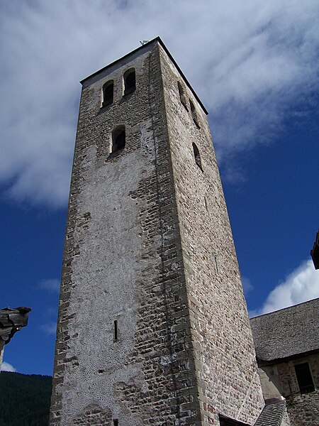 File:San Candido-campanile della collegiata.jpg