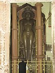 சாந்திநாதரின் 15 அடி உயரச் சிற்பம், கஜுரஹோ