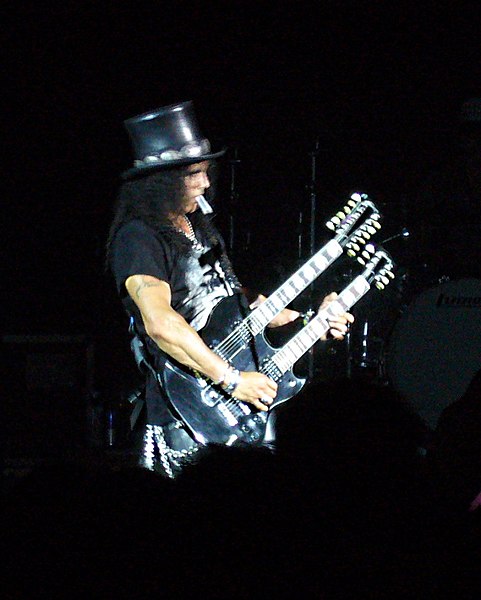 Slash (musician) - Wikipedia