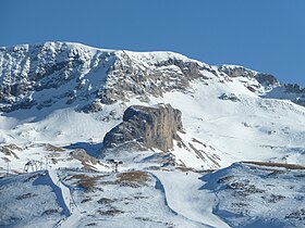 Вид на Соммарель (центр) с северо-запада.