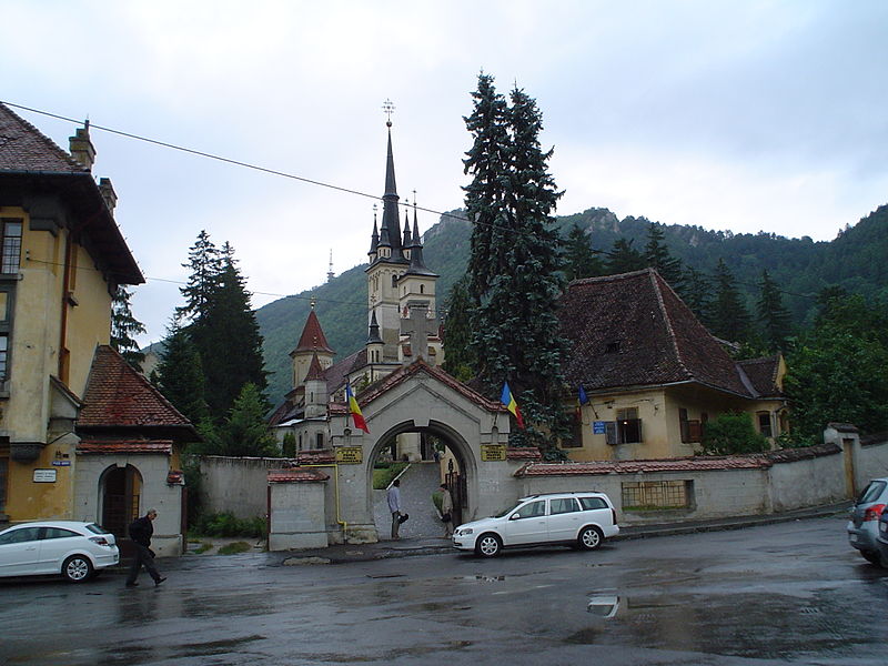 File:St. Nicholas’ Cathedral (1096767382).jpg