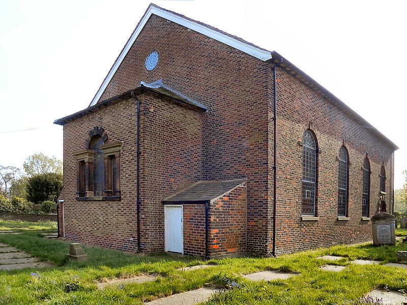 File:St George's Church, Carrington - geograph.org.uk - 2370506.jpg