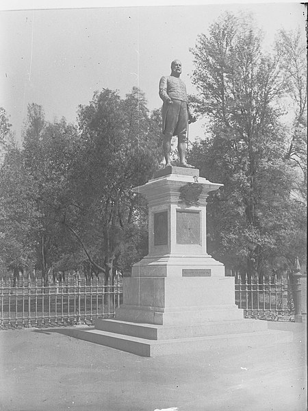 File:Statue of Charles Cameron Kingston, SA Premier 1893-99(GN01905).jpg