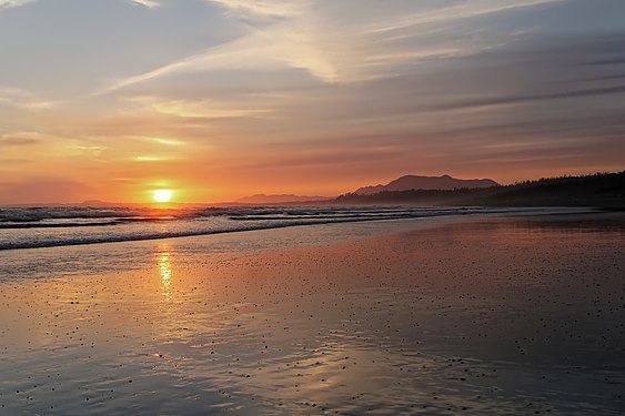 Sunset mood at long beach, Vancouver Island, Canada