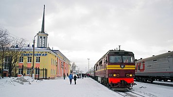 Локомотив ТЭП70 в составе поезда №306 Сыктывкар - Усинск