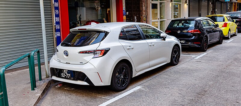 File:TOYOTA COROLLA SPORT (E210) MACAU (2).jpg