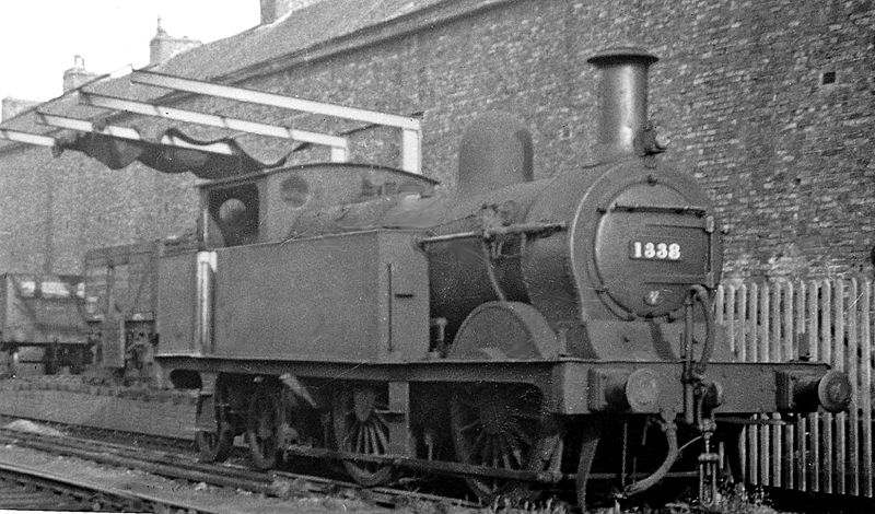 File:Tewkesbury Engine Shed 3 geograph-2221423.jpg