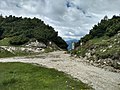 Monte Tombea, Bocca di Cablone (1755 m.) viene citata in un documento del 1301 come Forçella Cellongi, il passo che congiunge l'Alpo di Bondone con la Val Vestino