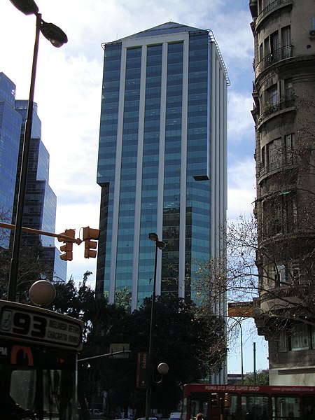 File:Torre Bouchard desde Alem.JPG