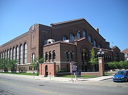 Мичиганский университет, август 2013 г. 267 (Ледовая арена Йоста) .jpg