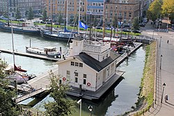 Veerhaven Rotterdam - Panoramio.jpg