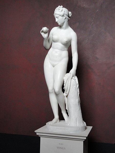 File:Venus with the Apple - Thorvaldsens Museum - DSC08671.JPG