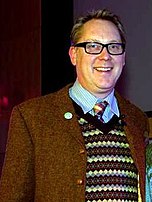 Vic reeves Middlesbrough (cropped).jpg