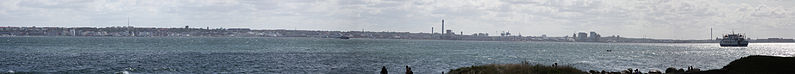 File:View to Helsingborg in Sweden from Helsingør Castle in Denmark abc 002.jpg