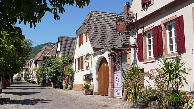 The village of Rhodt unter Rietburg, Palatinate, Germany