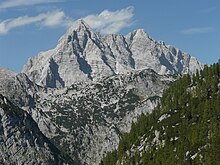 Watzmann von Süden (vom Ofenloch) aus gesehen: Südspitze (links) und Mittelspitze (rechts).