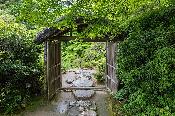Wooden gate in Okochi Sanso Garden, Kyoto, Japan
