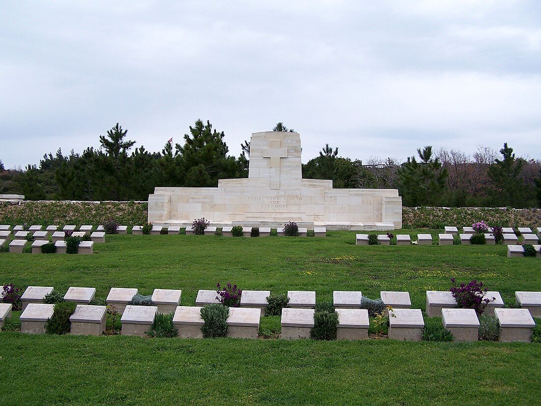 Quinn's Post Commonwealth War Graves Commission Cemetery