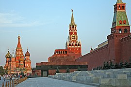 „Червеният площад“ пред кремъла, днешно време