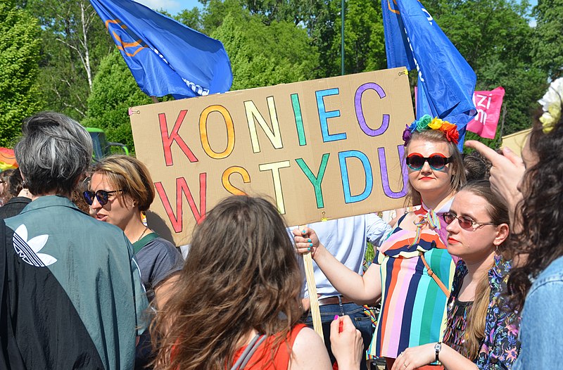 File:02022 0195 (2) Equality March 2022 in Kraków.jpg