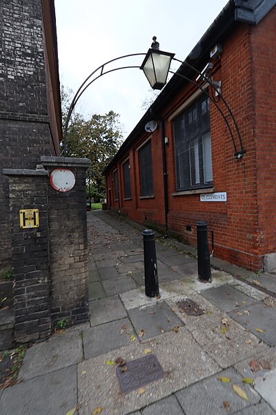 File:1279645 - Ipswich, Cast iron bollards.jpg