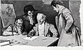 1907-03-02, Blanco y Negro, El juego de riquitillas o de los cinco puntos, Felipe Pérez y González, Medina Vera (cropped).jpg