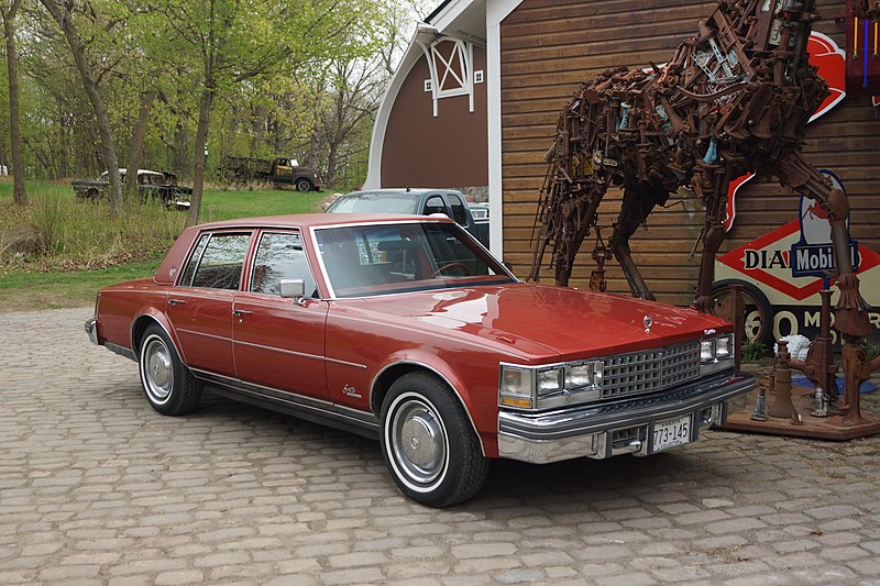 File:1976 Cadillac Seville (41190938545).jpg