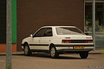1989 Peugeot 405 SRi 1.9 (14548543373).jpg