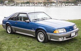 1990 Ford Mustang GT 5.0 Hatchback in Ultra Blue, front right.jpg