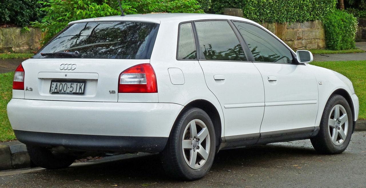 File:2000-2004 Audi A3 (8L) 1.8 5-door hatchback (2011-04-28) 02.jpg -  Wikipedia