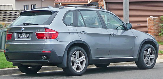 BMW (БМВ) X5 (E70): фото автомобиля