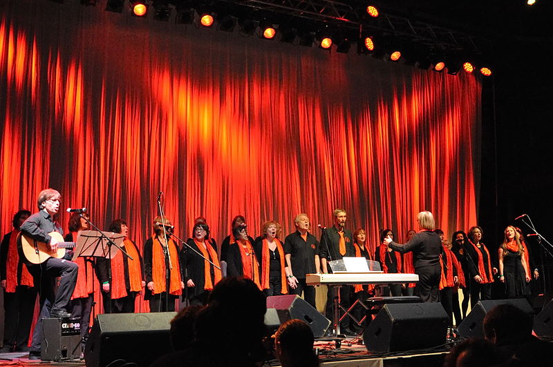 File:2014-02-01 Joyful Voices (Wuppertal hilft 2014) 006.JPG