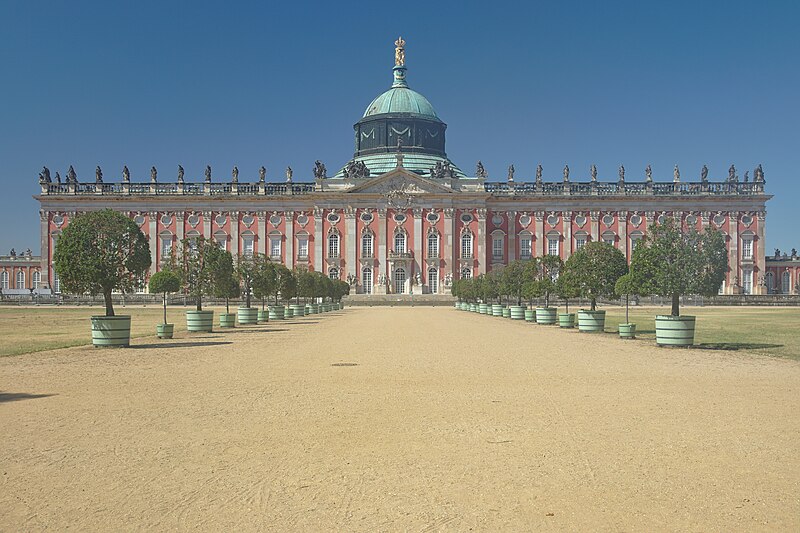 File:2018-08-07 DE Potsdam, Park Sanssouci, Neues Palais (49742955361).jpg