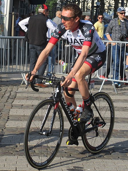 File:2018 LBL Start Dan Martin.jpg