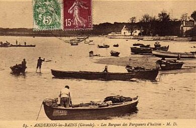 Pêcheurs à Andernos-les-Bains vers 1920.