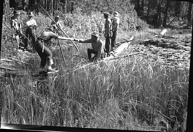 File:388-2 Men Working by river (ab63732c159449a7841f57f47960a88f).jpg