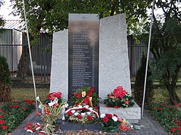 93 rue Powązkowska - lieu de commémoration - 02.JPG