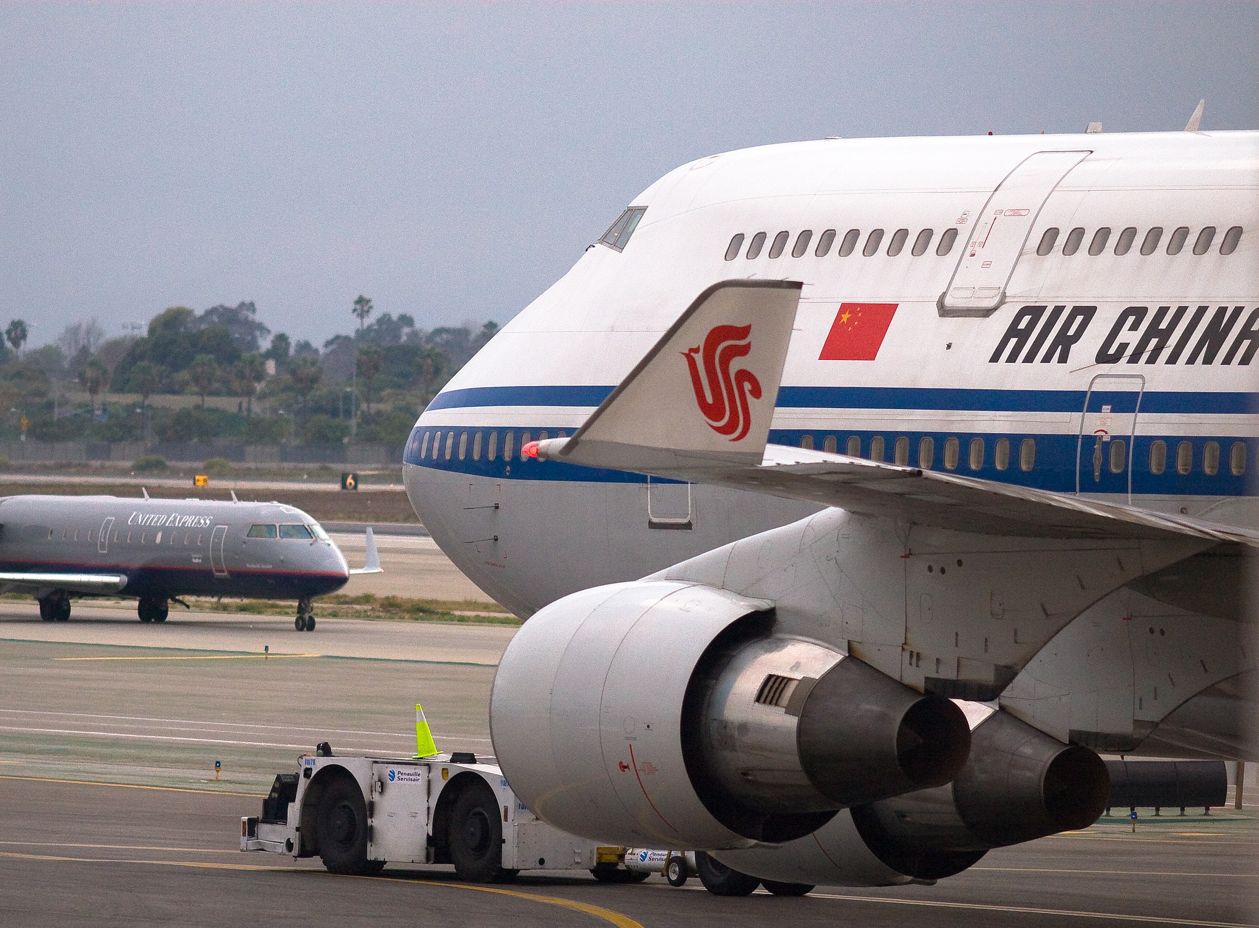 File:Air China 747-400 (1488185832).jpg - Wikimedia Commons