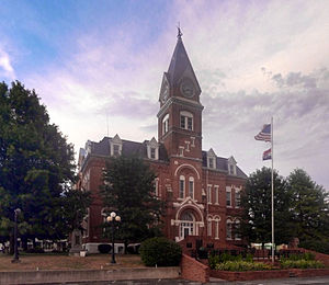Gentry County Courthouse in Albany
