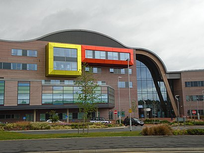 How to get to Alderhey Hospital with public transport- About the place