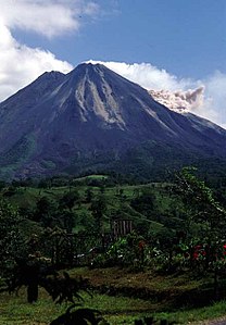 Pildil on kujutatud Arenal