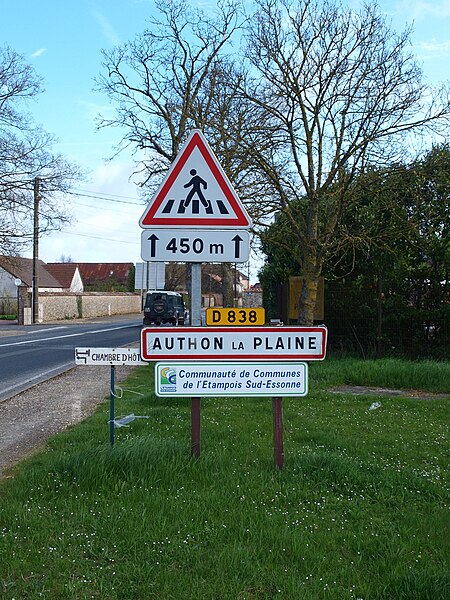 File:Authon-la-Plaine-91-A01.JPG